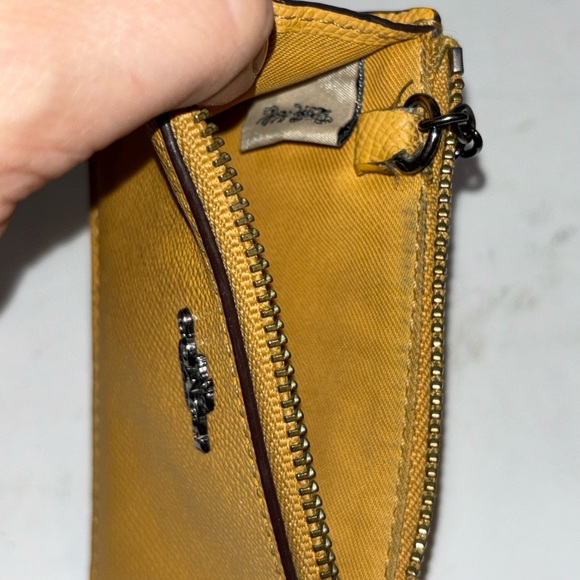 Coach Mini Skinny ID Case Wallet - Picture 5 of 8